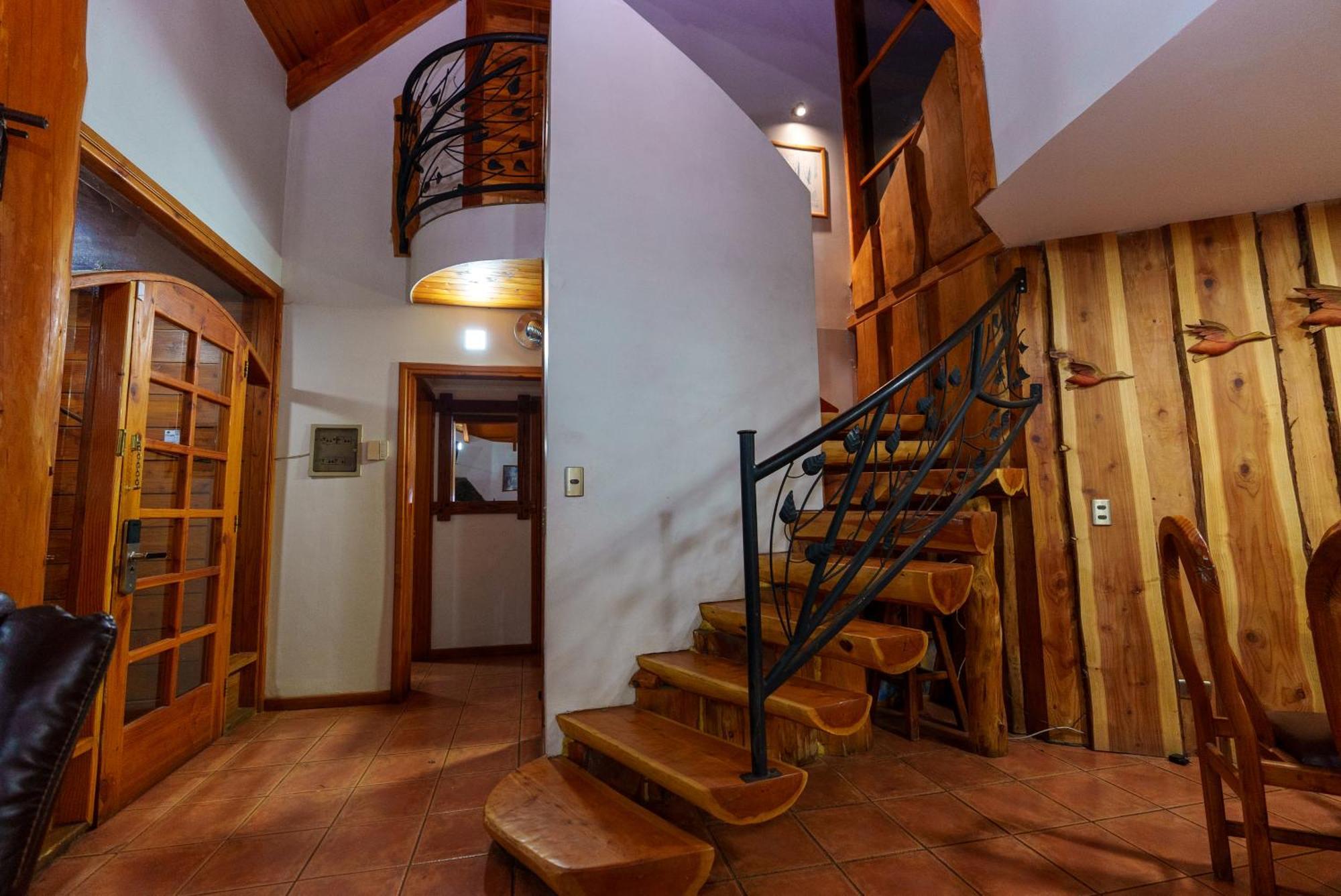 El Dorado Lodge *